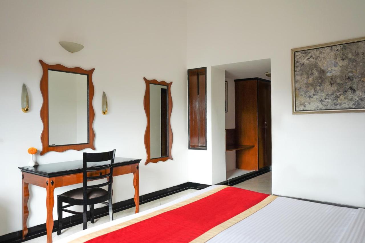 Country Inn Nature Resort Bhimtal Bagian luar foto